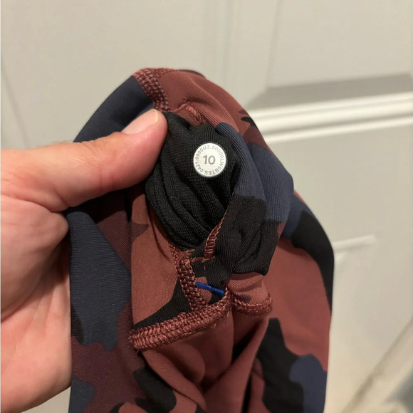 Wunder Under High-Rise
Tight 28" *Full-On
Luxtreme - Picture 5 of 6